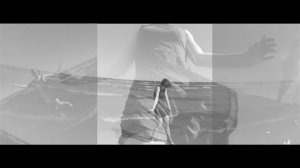 девушка танцует джаз модерн