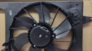 Вентилятор радиатора Renault / Lada Largus