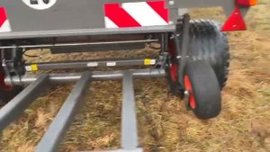 ОТЛИЧНЫЙ ПРЕСС ПОДБОРЩИК Claas Variant 370! Пресс-подборщик с переменной камерой прессования!