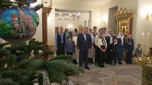 Присоединяюсь к поздравлениям от имени уважаемого Президента РФ Владимира Путина!??