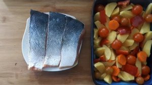 Красная рыба с овощами в духовке!!!