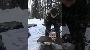 Как разжечь костёр без спичек и зажигалки .Огниво. Кресало.