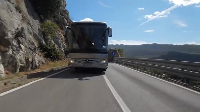 2016 Mercedes-Benz Tourismo 15 RHD. Start Up, Engine, and In Depth Tour. смотреть онлайн