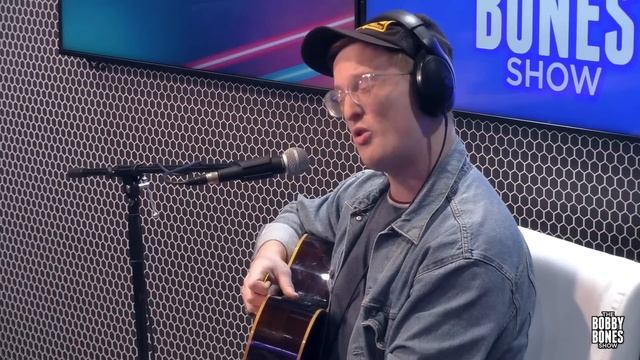 Lamont Landers Performs Covers of "Let’s Stay Together" & "She's a Bad Mama Jama" смотреть онлайн