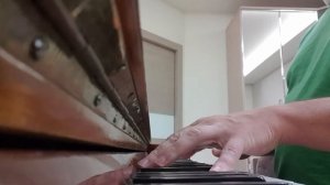 Black keys piano. Игра на черных клавишах пиано.