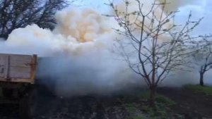 Окуривание сада дымовыми шашками