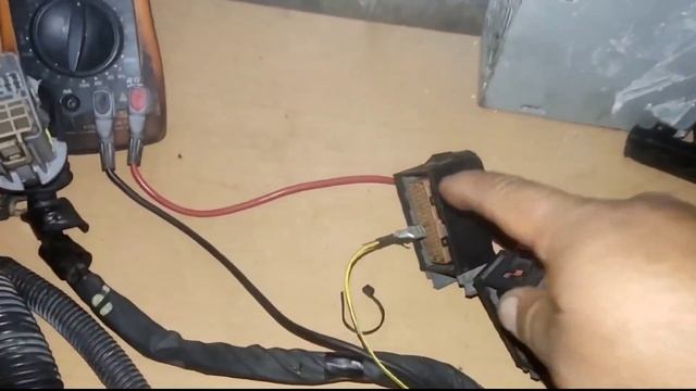 Pin out arnés (K) de computadora Aveo E-TECII. смотреть онлайн