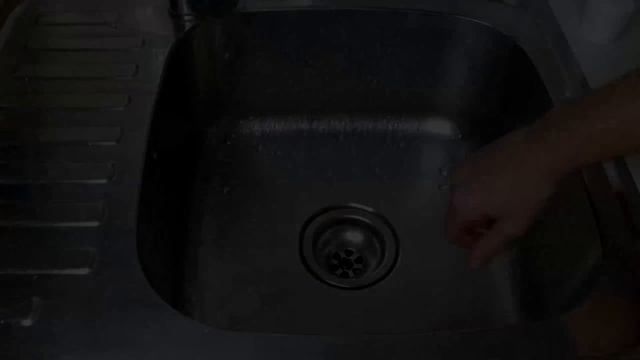 5 лайфхаков, КАК ЛЕГКО и БЫСТРО УСТРАНИТЬ ЗАСОР в раковине, ванне, трубах канализации смотреть онлайн