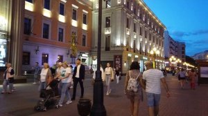 Москва ! Старый Арбат, вечерняя прогулка. Что там можно увидеть , на что посмотреть? #москва #арбат