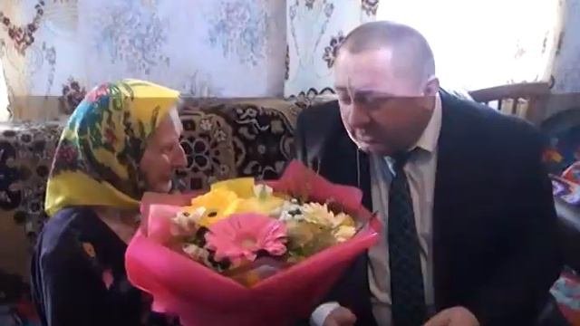 Поздравляем долгожителей с юбилеем