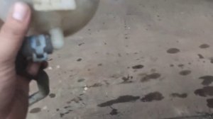 Расширительный бачок на Пассат Б 3 с нижним патрубком. Запчасти системы охлаждения на Пассат Б 3.