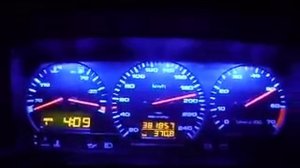 Мой пассик! Разгон Volkswagen Passat B3 Universal 2.0i (2E) 8v GT 205 км/ч Витебск.AVI