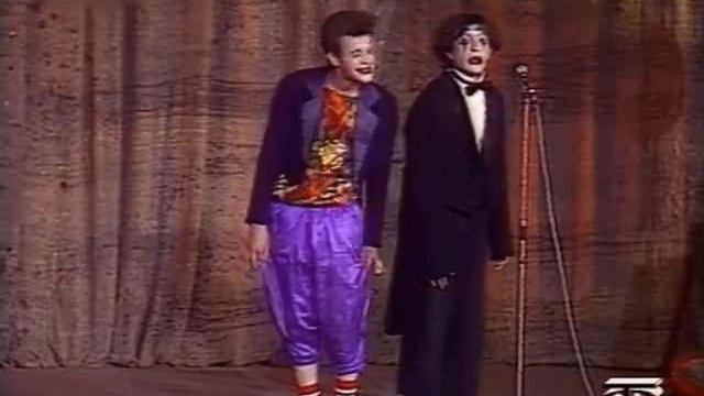 Мана-мана.  Mahnah-Mahnah (Russian Version)