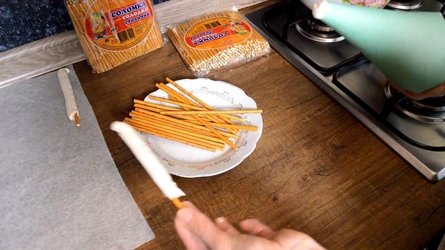 Апельсиновый зефир на палочке в молочном шоколаде