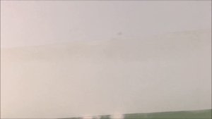 Приклеивание малярного флизелина на потолок.