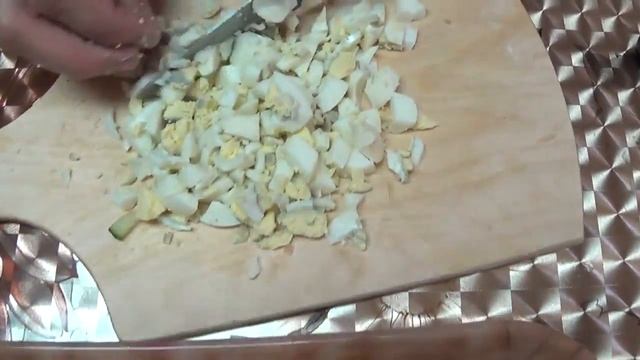 Салат из копчёного окорочка