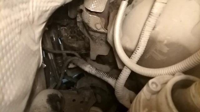 Как снять стартер jeep grand cherokee wk2 смотреть онлайн