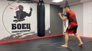 Уширо Гери (удар с разворота в область печени)