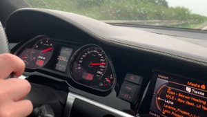 Audi RS6 C6 5.0 V10 BiT - Acceleration 200-250km/h rainy highway tempo!