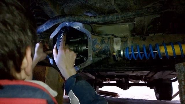 Установка самоблокирующегося дифференциала в передний мост на УАЗ Патриот смотреть онлайн