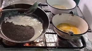 ПОТРЯСАЮЩЕ ВКУСНЫЙ ЯИЧНЫЙ РУЛЕТ!!!