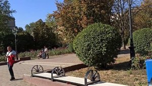 Ростов-на-Дону, Коммунистический проспект, Аллея роз, прекрасная погода