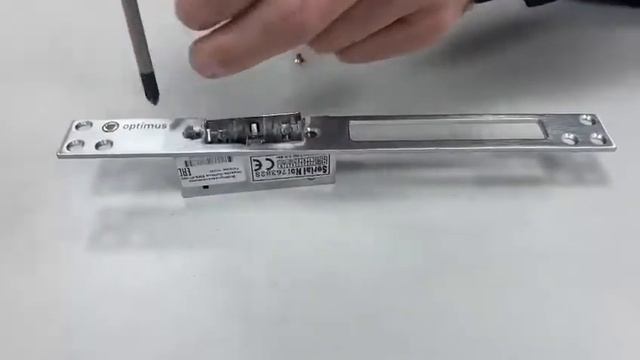 Электромеханическая защелка OPTIMUS. Как изменить сторону лево-право? смотреть онлайн