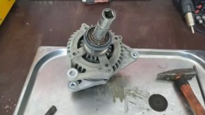 Toyota Camry генератор не даёт зарядку