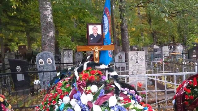 Кладбище Балино. Воинский мемориал Скорбящая мать. 20.09.22