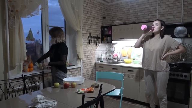 К нам пришли Колядовать ! С Рождеством Христовым ! 6.01.23. смотреть онлайн