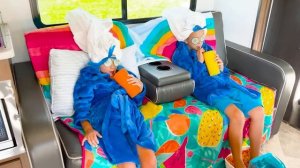 Влад и Ники 24 часа в доме на колесах челлендж