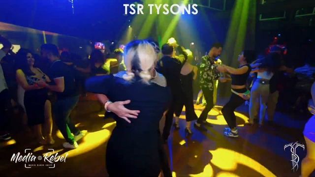ALDO ORTEGA & JEANNICE Bachata Social Social Dance At TSR TYSONS смотреть онлайн