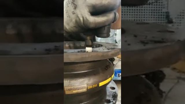 AMOLADORA RECTA CON ASPIRACION