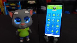 GameBud Talking Tom Animatronic Review!  Mobile Streaming Game Companion!