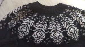 Связала первое плечевое изделие - лопапейсу Чертополох и купила набор укороченных спиц Mindful