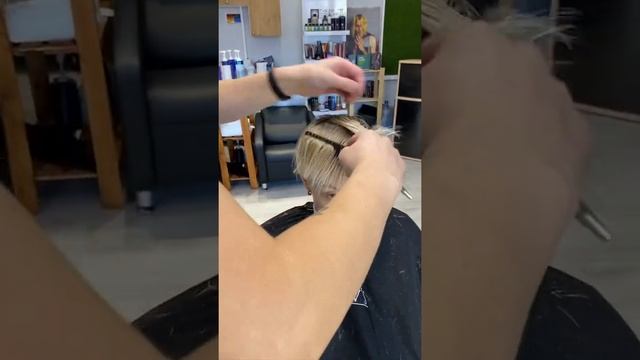 Стрижка пикси от Сергея Малясова смотреть онлайн