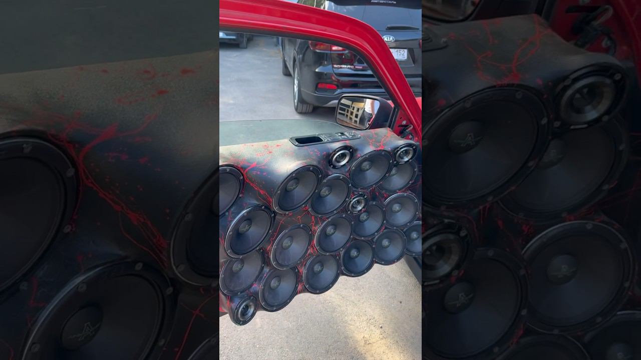 Громкая Приора купе . Мини обзор #автозвук #speaker #автостиль #youtubeshorts #loud смотреть онлайн
