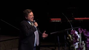 Роман Джулай: "Берегите друзей", слова: Р.Гамзатова; музыка: А.Экимян