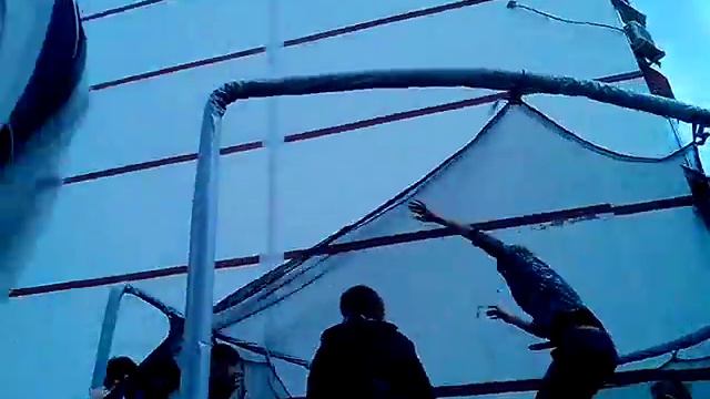 Лохи на батуте города Ростова-на-Дону смотреть онлайн