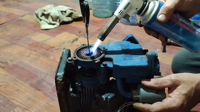 Ремонт насосной станции. Снятие крыльчатки на безбашенном насосе. смотреть онлайн