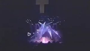 Ceca - Isuse - (LIVE) - (Pionir 1995)