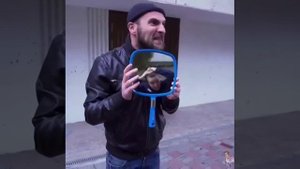 КАК НАДО ЗАЩИЩАТЬ ДЕВУШКУ.