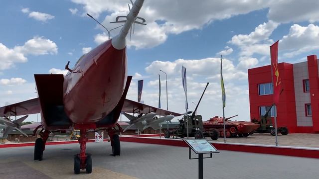 МИГ-25 смотреть онлайн