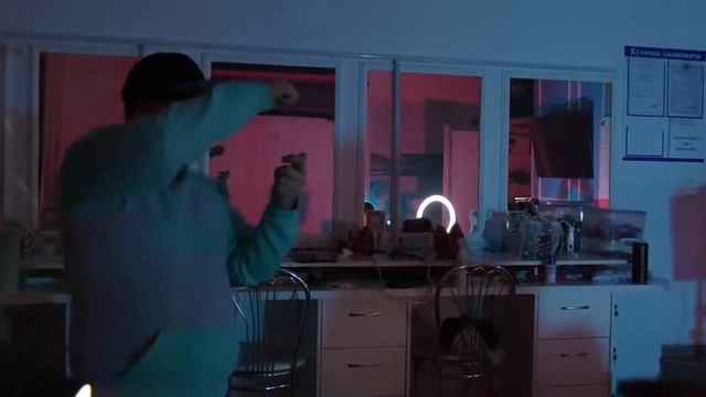 Canon 6D или Canon 100D смотреть онлайн