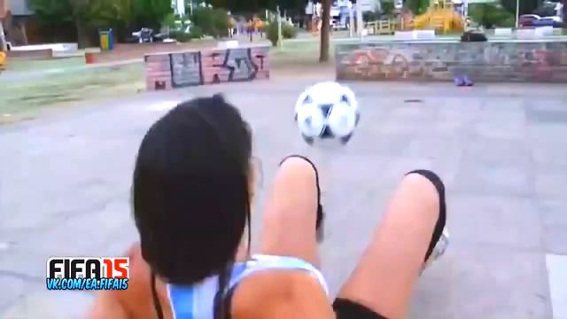 Играет на каблуках лучше тебя смотреть онлайн