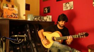 Chicuelo plays the Manuel Reyes (Hijo) 2005 flamenco guitar for sale