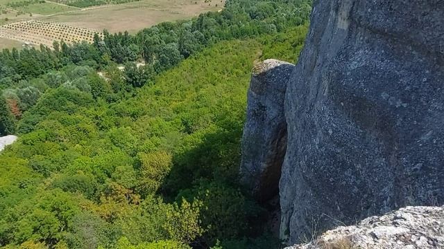 ПРИРОДНАЯ ДОСТОПРИМЕЧАТЕЛЬНОСТЬ Бахчисарайского района. Гора Крокодил или Арман-Кая. смотреть онлайн
