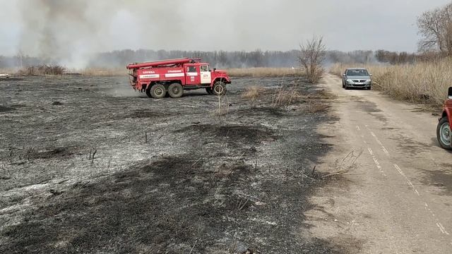 14.04.2020г. 1 ДПК Воскресенка Журавли пожарный ЗИЛ 131 АЦ 40 и НИВА ВИС пожарно-спасательная смотреть онлайн