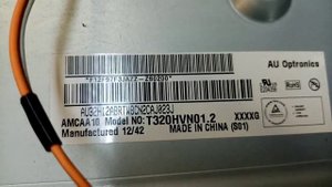 Телевизор PANASONIC TX-LR32EM5A ремонт подсветки.