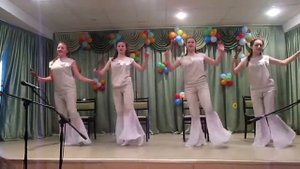 323 Ансамбль Ложкари Белая косыночка